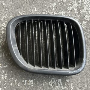 set grills mat zwart met m kleur strepen Z3