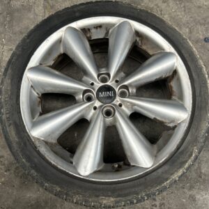 velgenset van lichtmetaal swart 7JX17 ET:48 style 121. MINI R56. MINI Cabrio R57