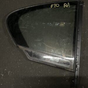 KLEINE RUIT PORTIER LINKS ACHTER F10