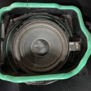 Centrale bass links G30-F90