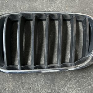 Gril voor links CHROM/SCHWARZ X3. F25