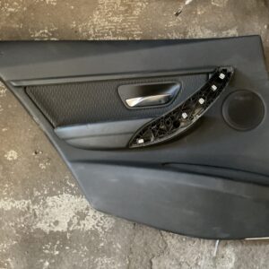 F30-F31 LA DEURPANEEL