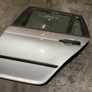 deur links achter e46 touring