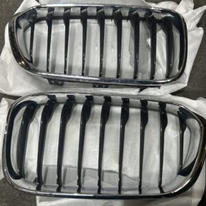 Grilldeelset  F20/F21 LCI.  nieuw