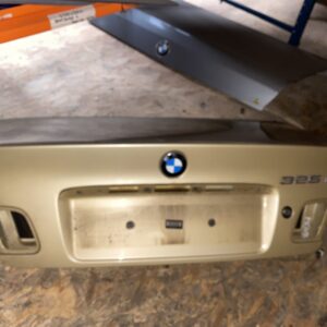 BMW E46 COUPE KOFFERKLEP