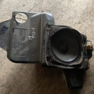 BMW E39 LUIDSPREKER LINKS ACHTER