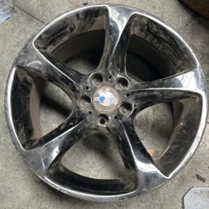 Velg van lichtmetaal 9JX19 ET:39 style 230 -E90