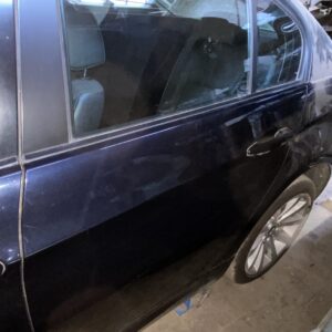 BMW E90 DEUR LINKS ACHTER