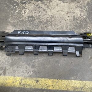 BMW F10-F11 BUMPERBALK ACHTER