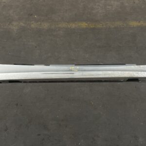 sideskirt rechts e87