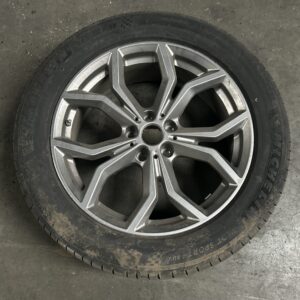 velg van lichtmetaal Ferricgrey. X3 G01. X4 G02. style 694