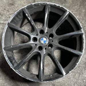 Velg van lichtmetaal 9JX20 ET:44 style 281.