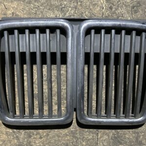 Grilldeel midden chroom E30