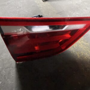 Achterlicht achterklep links 2' F46 Gran Tourer