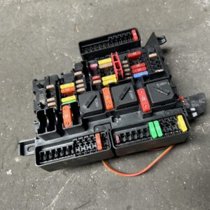 Zekeringshouder div. mod. oa. 1' F40.    i8 I12. MINI F56