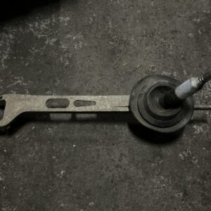 Schakelhefboomarm versterkt E85-E86