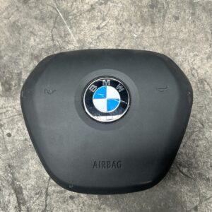 Airbagmoduul bestuurderszijde. X3 G01. X4 G02