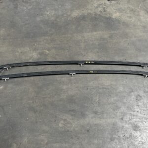 Dakreling aluminium zwart links en rechts X1. F48