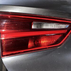 BMW F39 X2 ACHTERLICHT IN KLEP LINKS