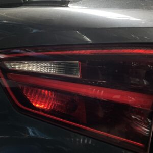 BMW X2 F39 ACHTERLICHT IN KLEP RECHTS