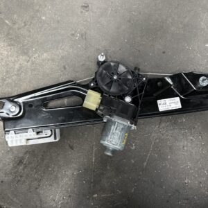 ruitmechanisme met motor achter rechts x2 F39