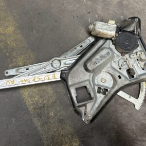 raammechanisme met motor rechts voor 7 serie E32