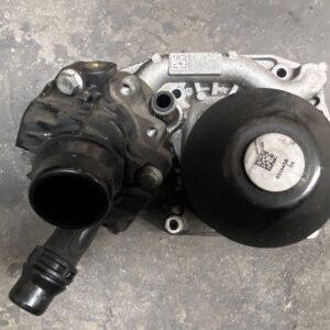 Waterpomp  voor diverse BMW modellen met een  B47 motor.
