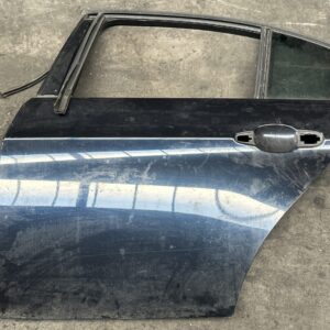 DEUR LINKS ACHTER E90