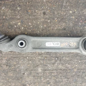 Dwarsarm boven met rubberlager links G30-G31