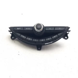 Bedieningseenheid audiopaneel zwart. MINI F56   (04/2013 — 03/2021). MINI Countryman F60 LCI   (05/2019 — 02/2024)