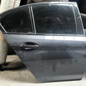 Portier aluminium rechtsachter. 5' G30. 5' F90 M5
