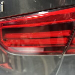 achterlicht op klep rechts f30-f80-f31