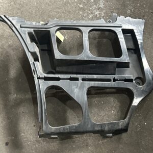 Geleiding bumper zijdelings link. 3 Series E91 LCI